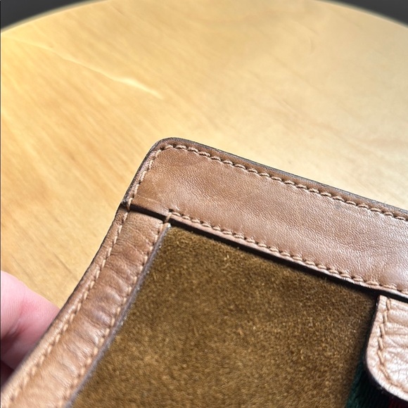 Gucci Brown Suede Cosmetics Bag - Picture 5 of 6